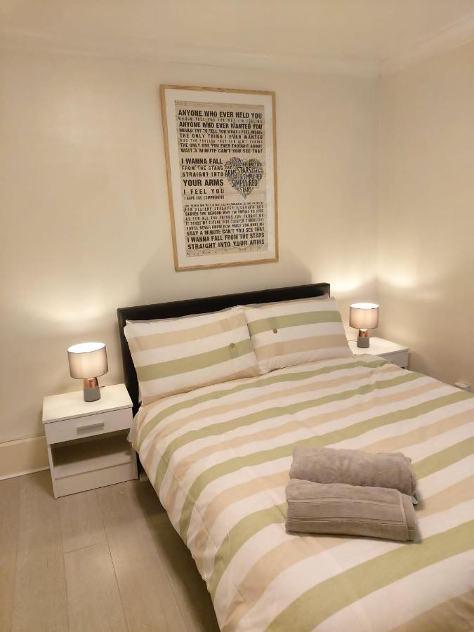 Heronsgate Gh009 Apartment Abbey Wood Bagian luar foto